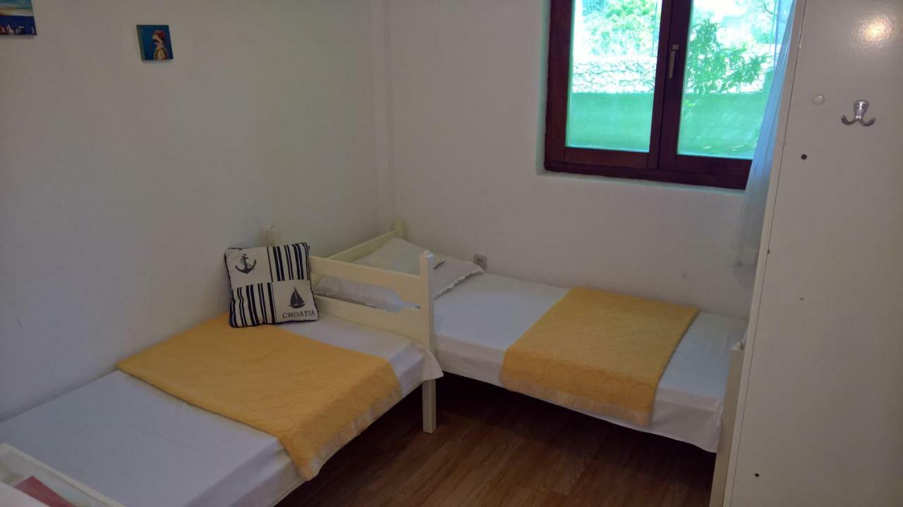 Apartments Vera - Mirca Mirce Εξωτερικό φωτογραφία