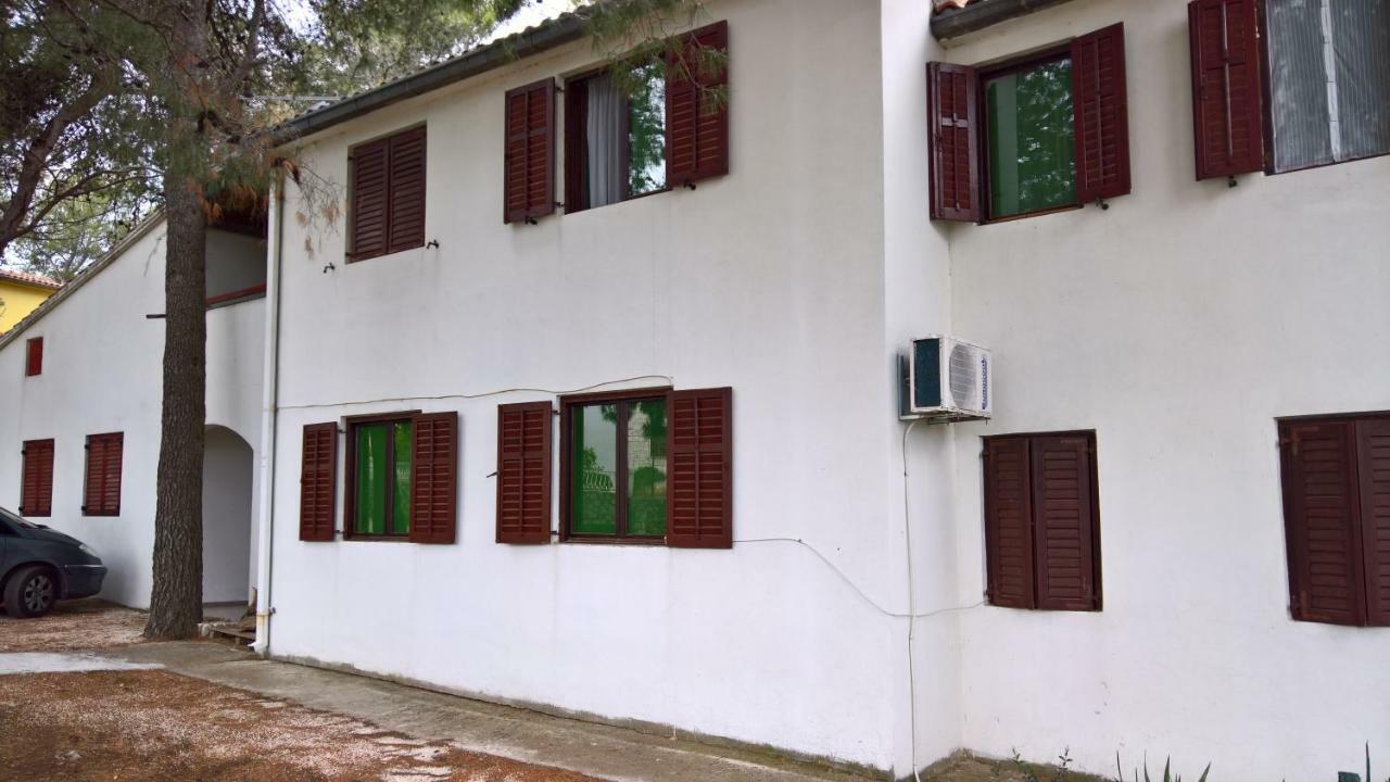 Apartments Vera - Mirca Mirce Εξωτερικό φωτογραφία