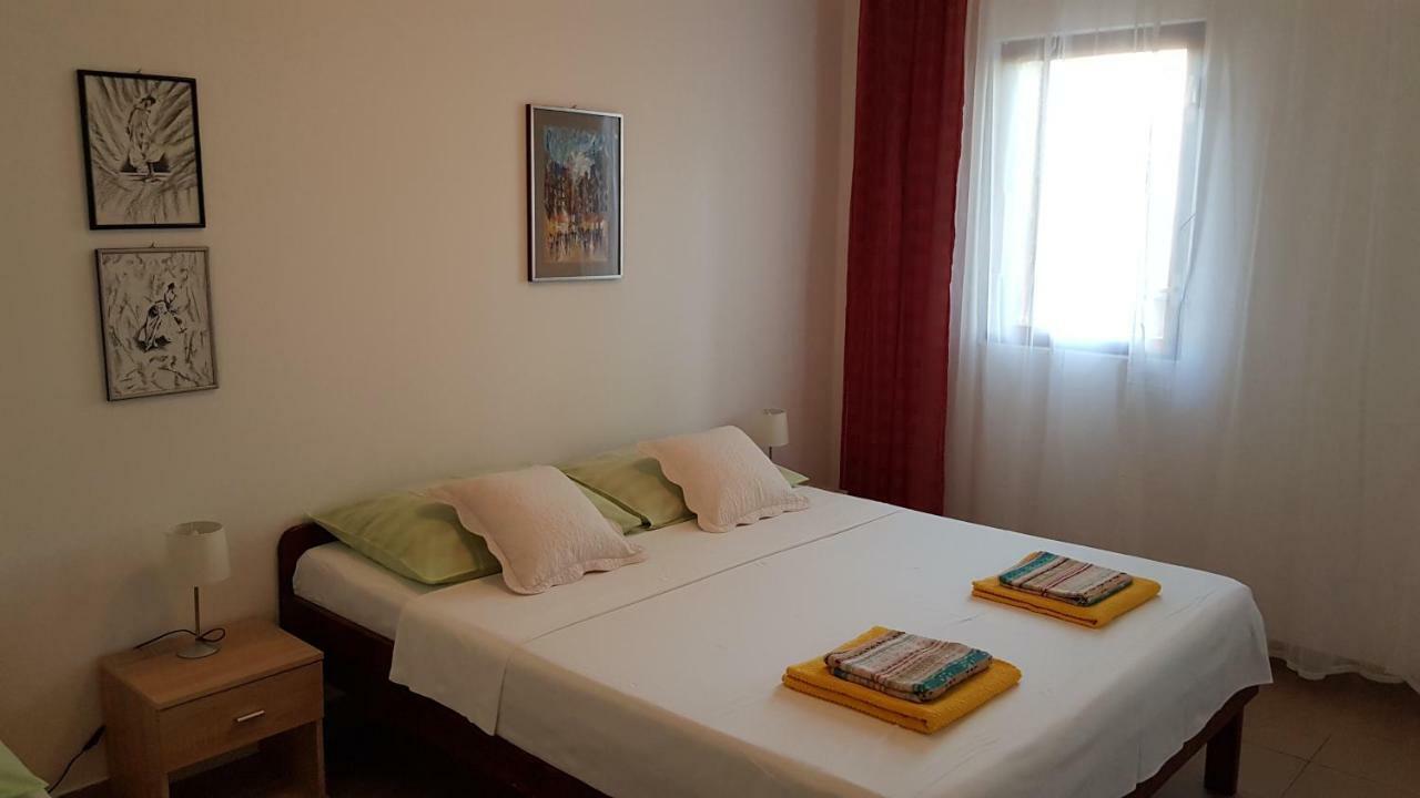 Apartments Vera - Mirca Mirce Εξωτερικό φωτογραφία
