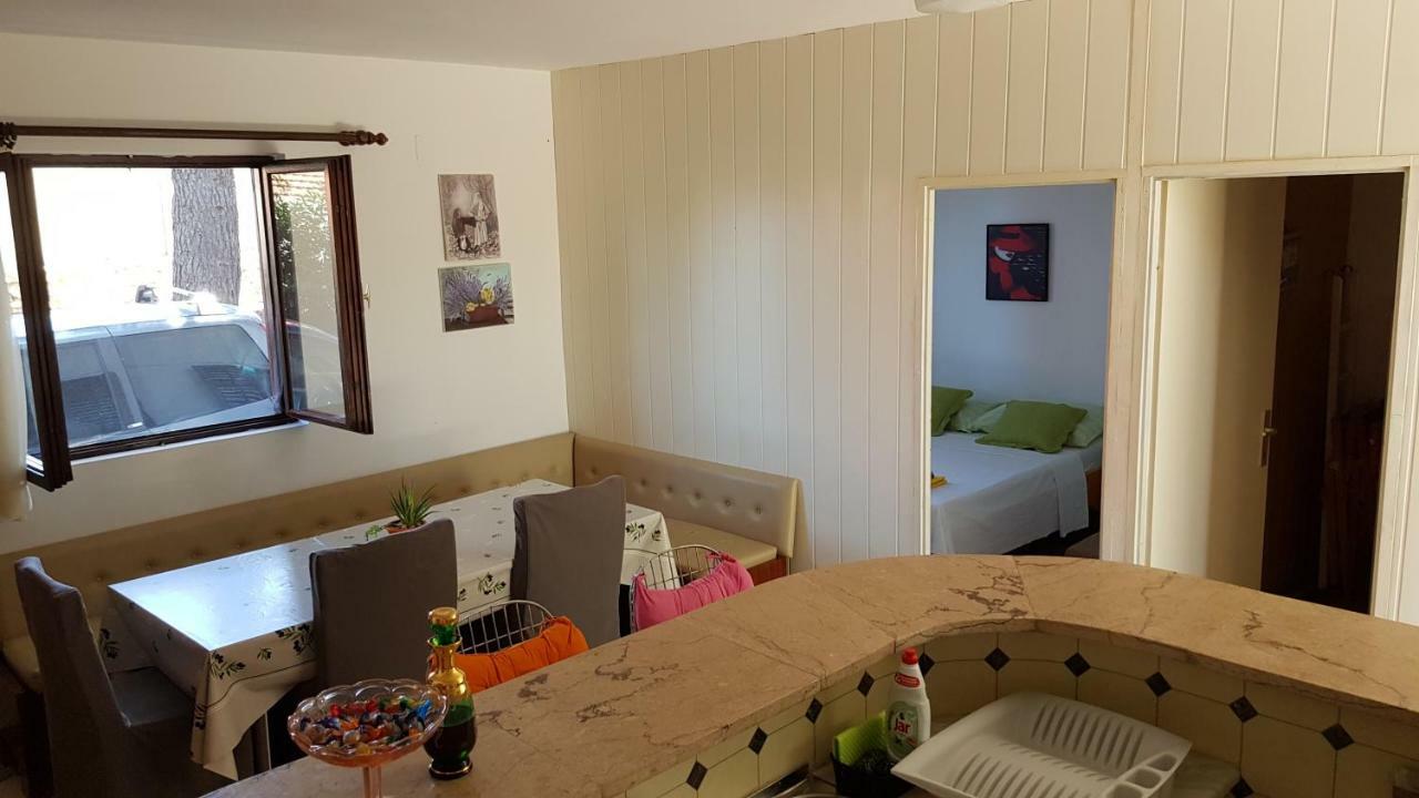 Apartments Vera - Mirca Mirce Εξωτερικό φωτογραφία