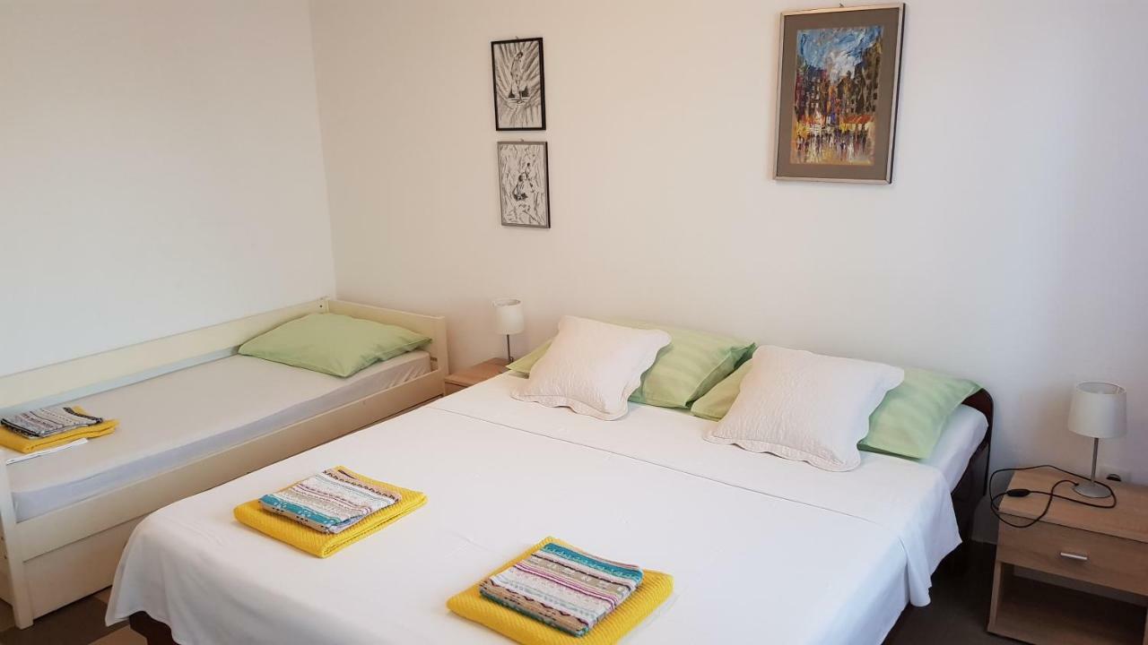 Apartments Vera - Mirca Mirce Εξωτερικό φωτογραφία
