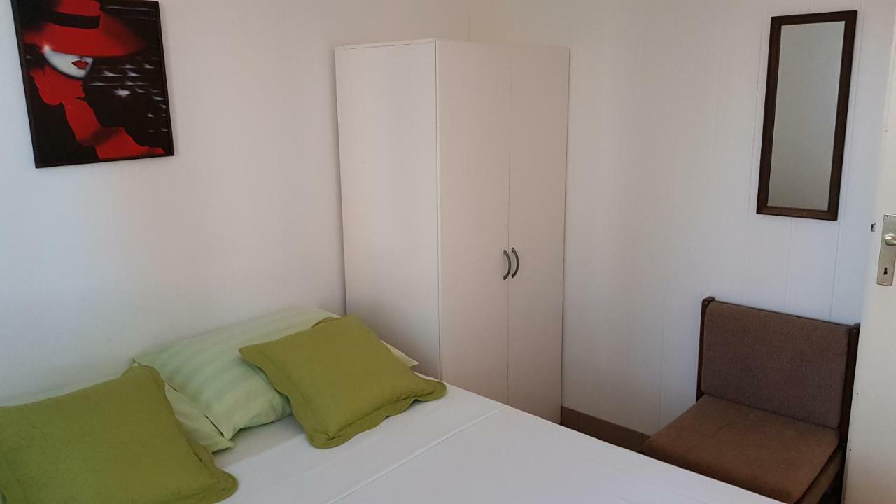 Apartments Vera - Mirca Mirce Εξωτερικό φωτογραφία
