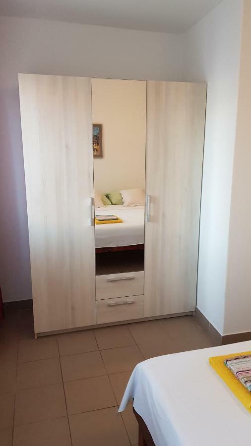 Apartments Vera - Mirca Mirce Εξωτερικό φωτογραφία